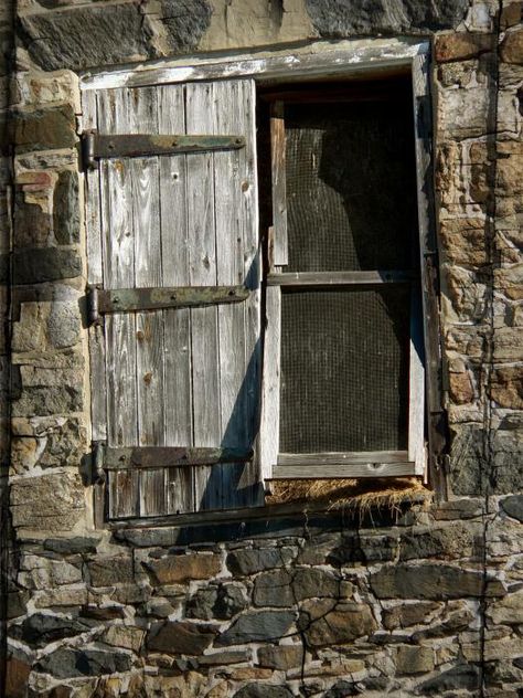 Old Wooden Shutters, Shutter Windows, Old Window Shutters, Barn Window, Model Terrain, Hay Barn, Classic Window, Windows 1, Windows Shutters