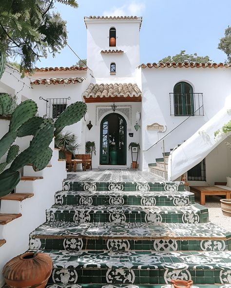 Dream home in Andalusia, Spain ✨🌞💚 Would you live here? Designed by @my_homely_decor - #DreamHome #Spain #LuxuryLiving #emerald… | Instagram Emerald House Exterior, Homely Decor, Emerald House, Andalusia Spain, Mediterranean Homes, Make Happy, Exterior House, Andalusia, Bedroom Styles