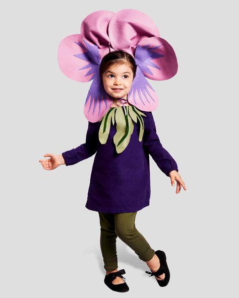 violet kid halloween costume Tornado Costume, Flower Costume Kids, Flowers Outfit, Sew Halloween Costume, Most Popular Halloween Costumes, Girl Boxers, Popular Halloween Costumes, Chicken Costumes, Flower Costume