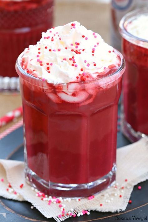 10 Kid Friendly Valentine's Day Drinks | Holiday Smart Red Velvet Latte, Chocolate Raspberry Smoothie, Velvet Recipes, Cold Chocolate, Red Velvet Hot Chocolate, Drink Recipies, Red Velvet Recipes, Hot Chocolate Milk, Future Chef