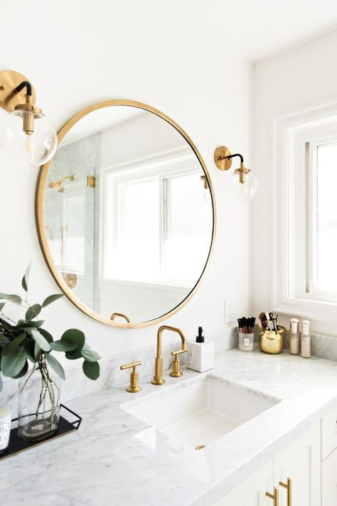 Gold bathroom accessories