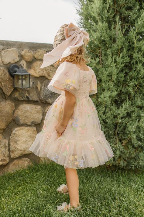 Girls Tea Party Dress, Toddler Wedding Guest Dress, Toddler Tea Party Outfit, Tea Party Photo Shoot Women, Girls Tea Party Outfit, Fairy Dress Kids, Family Party Outfit, Buttercup Dress, Toddler Tea Party