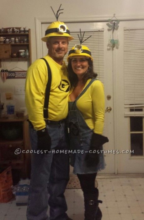 37 DIY Minion Costume Ideas for Halloween - Big DIY IDeas Hilarious Costumes, Adult Halloween Party Food, Diy Minion Costume, Adult Halloween Party Decorations, Couple Costume Ideas, Karneval Diy, Minion Costume, Couples Costumes Creative, Meme Costume