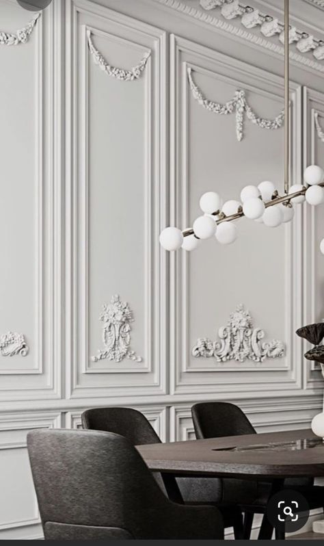 Chateaux Interiors, Aesthetic Dinner, Fashion Showroom, Wall Moulding, Parisian Interior, Classic Homes, Marble Home, Victorian Interior, Glam Modern