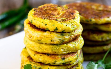 Indian Potato Patties [Vegan, Gluten-Free] - One Green PlanetOne Green Planet Sweet Potato Patties, Aloo Tikki, Potato Patties, Vegan Potato, Green Planet, Allergy Friendly Recipes, Indian Snacks, Indian Spices, Vegan Snacks