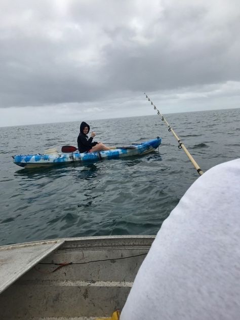 Great white shark attack South Australia: Teen relives terrifying encounter | 7NEWS.com.au Shark Attacks Pictures, Shark Attacks Real, Great White Shark Pictures, Largest Great White Shark, Sharks Scary, Shark Attacks, Sarah Williams, Shark Pictures, Shark Swimming