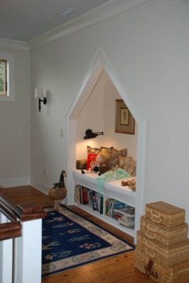 Reading Nooks-53-1 Kindesign Kids Nook, Mini Loft, Attic Playroom, Attic Renovation, Attic Remodel, Attic Rooms, Cozy Reading Nook, Cozy Nook, Ideas Pictures