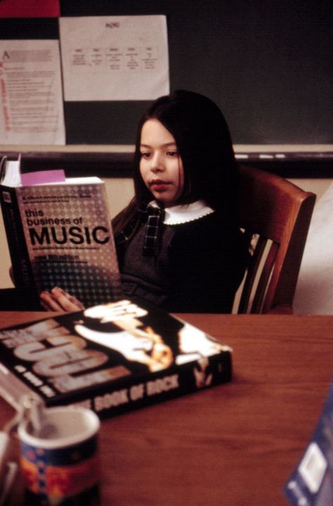 School Of Rock Aesthetic, School Of Rock Movie, Films Wallpaper, The School Of Rock, Cinema Shots, Rebecca Brown, Spy Kids, School Of Rock, Miranda Cosgrove