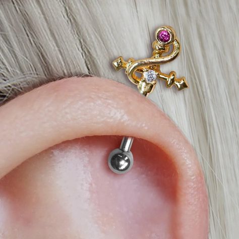 Vertical Helix Jewelry, Upper Helix Piercing, Upper Ear Earrings, Helix Piercing Stud, Upper Ear Piercing, Piercings Ear, Ear Piercings Helix, Helix Ear, Arrow Earrings