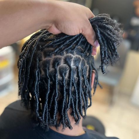 Half Flat Twists w/Rope Twists 🔥 Book me using the link in my bio 🔥 #stllocs #stlhair #stlbraids #starterlocs #instantlocs… | Instagram Loc Ropes Style, Rope Style Locs, Twist And Seal Dreads, Short Loc Rope Twists, Barrel Rope Twist Locs, Short Loc Styles, Natural Dreads, Loc Extensions, Starter Locs