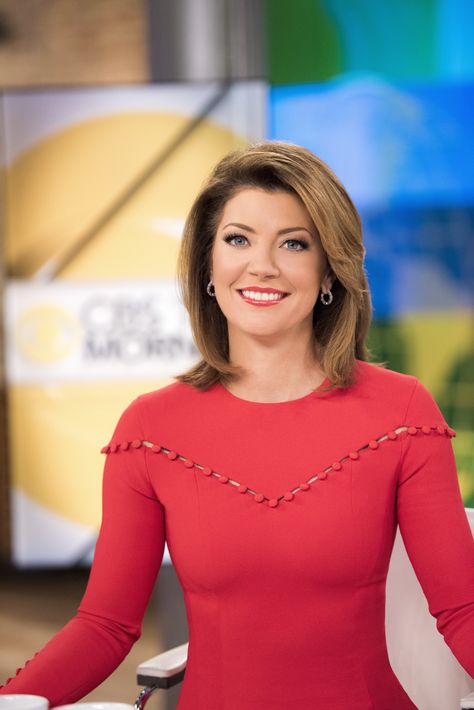 Charitybuzz: Styling Session with Norah O’Donnell’s Professional Hair ... - Lot 1759301 Female Executive, Female News Anchors, Iconic Images, Turning Red, Beautiful Weather, News Anchor, O Donnell, Santa Baby, Hair Pictures