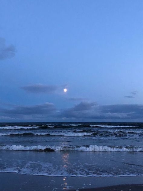 Raining In The Ocean, Blue Places Aesthetic, Dark Beachy Aesthetic, Dark Blue Sea Aesthetic, Blue Hour Ocean, Ocean Blue Eyes Aesthetic, Medium Blue Aesthetic, Dark Beach Pastel Ghost, Ocean Dark Aesthetic