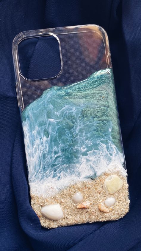 Phone Cases Resin, Resin Griptok, Resin Art Phone Cover, Resin Phone Cover, Resin Mobile Cover, Phone Cover Art, Mobile Cover Design, Risen Art, Ocean Room Ideas