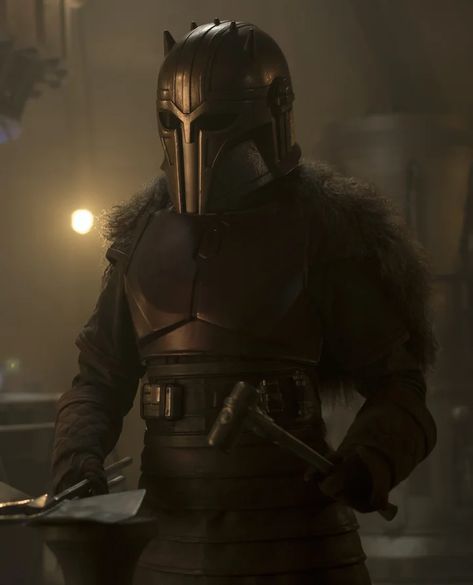 The Armorer, Mandalorian Armor, Star Wars Character, Original Trilogy, Star Wars Images, New Star Wars, The Mandalorian, Bounty Hunter, Black Series