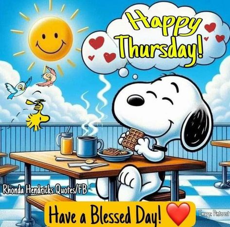 Snoopy Thursday Mornings, Snoopy Sayings, Snoopy Friday, Day And Night Quotes, Good Morning Thursday Images, Cute Best Friend Quotes, Thursday Greetings, Weekend Greetings, Morning Thursday