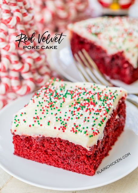 Red Velvet Poke Cake - red velvet cake soaked in sweetened condensed milk and chocolate and topped with a quick homemade cream cheese frosting. SO good! Great for potlucks and the holidays. #redvelvetcake #dessert #cakerecipe #christmas #valentinesday Cake Poke, Shugary Sweets, Coconut Pudding, Poke Cake Recipes, Poke Cakes, Gateaux Cake, Jell O, Poke Cake, Monkey Bread