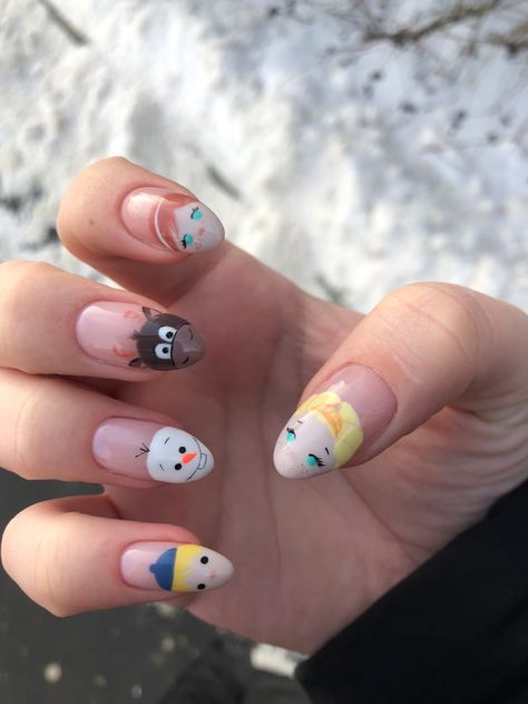 frozen nails ideas Disney Frozen Nail Designs, Frozen Nails Disney, Olaf Nails Designs, Frozen Inspired Nails, Frozen Nail Designs, Elsa Nails, Olaf Nails, Disney Frozen Nails, Frozen Nail Art