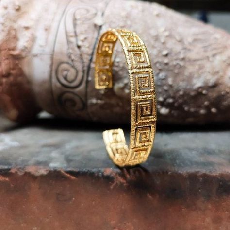 Ancient Greek Inspired Jewelry, Ancient Greek Accessories, Greek Style Jewelry, Greek Jewelry Aesthetic, Ancient Greek Wedding, Ancient Greece Jewelry, Greek Jewelry Ancient, Greek Wrap, Greece Jewelry