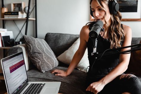 How to Be a Great Podcast Guest: A Guide for Authors | Jane Friedman Recording Music, Internet Radio Station, Singing Career, Brand Photoshoot, Time Keeper, Music Sound, Starting A Podcast, Voice Acting, Internet Radio