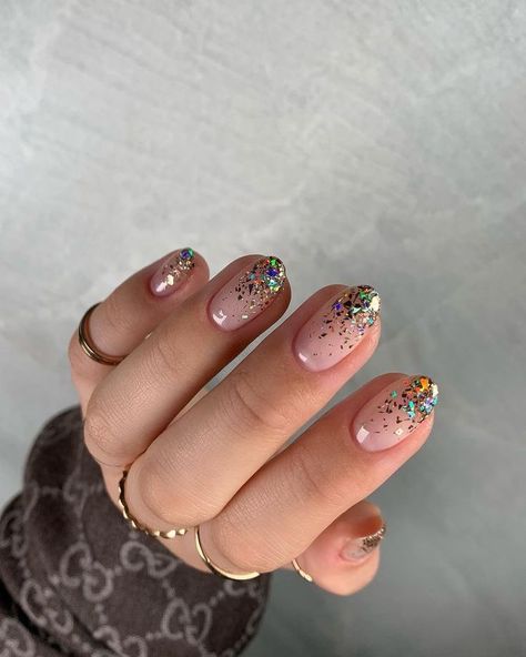 New Years Nails Natural, Nail New Year, Nail Art New Years, Nye Nail Ideas, Manicure New Year, Nails For New Years, Nails New Year, Nails New Years, New Years Nail