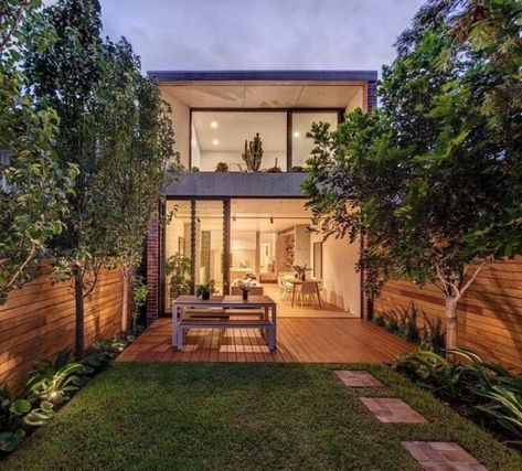 Semi Modern House, Semi Detached House Exterior, Manifestation Jar, Sydney Architecture, Australia Architecture, Home Designs Exterior, Glass Extension, Narrow House, House Extension