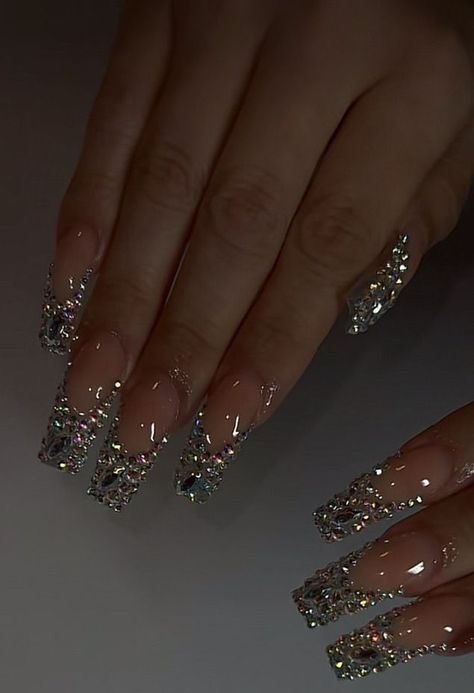 There's a new beauty trend taking over Instagram and it's absolutely stunning. Say hello to "quartz nails". Red And Silver Sparkly Nails, Nail Ideas Diamonds Art Designs, Black And Silver Nail Designs With Rhinestones, Cute Black And Silver Nails, Full Gem Nails, Diamond Acrylic Nails Rhinestones, Prom Nails Gems, Prom Nails Red And Silver, Euphoria Acrylic Nails