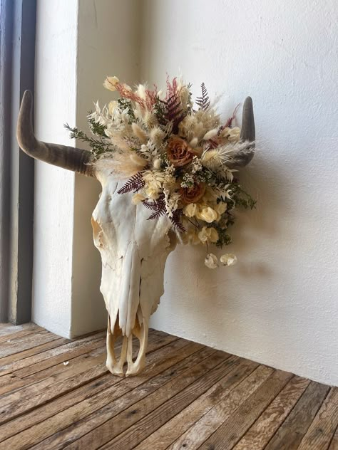 artisan florals – fourfortyco Longhorn Skull Decorating Ideas, Custom Cow Skull, Cow Skull Floral Arrangement, Cow Skulls With Flowers, Decorated Cow Skulls Diy, Cow Skull Painting Ideas, Decorated Cow Skulls, Cow Skull Flowers, Deer Skull With Flowers