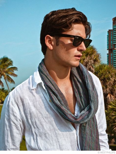 Linen shirt and scarf Miami Poses, Man Shirt, Fall Scarves, Scarf Men, Men's Apparel, Miami Beach, Square Sunglasses Men, Summer Wear, Linen Shirt