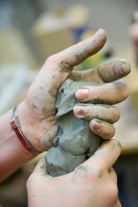 Squeezing Hand Reference, Hand Sculpting Clay, Clay Hands, Strong Hand, Magic Hands, Hand Reference, Clay Paint, Hand Pictures, Clay Studio