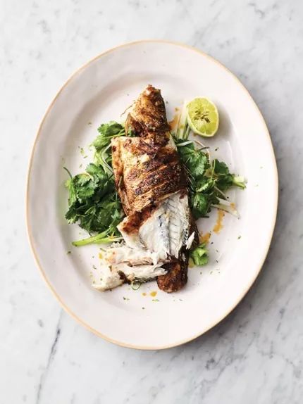 Thai-style crispy sea bass | Fish recipes | Jamie Oliver recipes - with Red Curry Paste Sea Bass Recipes, Chefs Recipes, Sea Food Salad Recipes, Seafood Entrees, Jamie Oliver Recipes, Romantic Meals, Bass Fish, Fish Recipes Healthy, Red Curry Paste