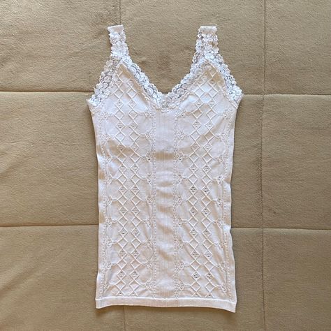 Gilbert Vampire Diaries, Elena Gilbert Vampire, Bella Swan Twilight, White Lace Cami, Coquette Outfit, Coquette Cottagecore, Bella Swan, Elena Gilbert, Kinds Of Clothes