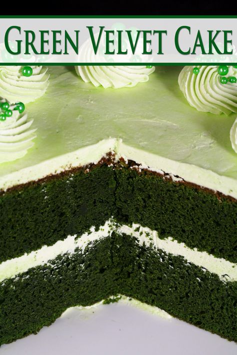 A round, 2 layer green velvet cake with light green frosting, with a chunk cut out of it. Dark Green Cake, Green Velvet Cake, St Patrick's Day Desserts, Velvet Recipes, Loom Flowers, Velvet Cake Recipes, Green Cake, Kinds Of Desserts, Dessert Cake Recipes