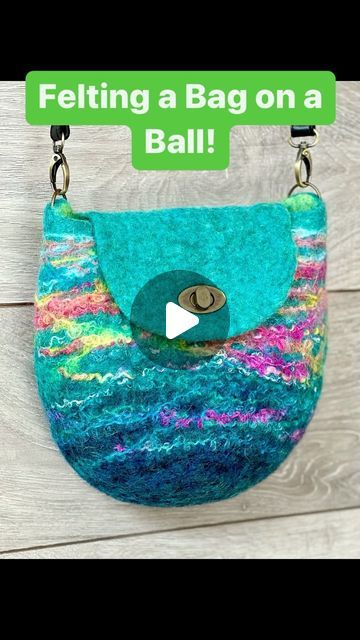 Felt Bag On A Ball Diy, How To Wet Felt A Purse, Wet Felting Bag On A Ball, Wet Felting On A Ball, Felt Handbags, Felt Making, Turquoise Bag, Wet Felted Purse, Smart Textiles