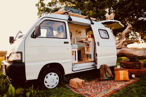 Converted Van, Small Camper Vans, Kangoo Camper, Suzuki Carry, Conversion Van, Tiny Camper, Micro Camper, Small Campers, Mini Camper