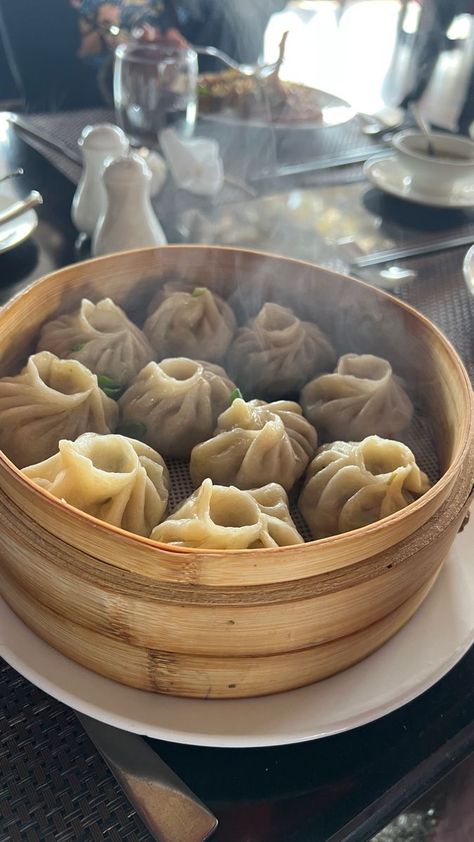 Nepalese Momo steaming Nepali Street Food, Momos Aesthetic, Juicy Dumplings, Nepali Momo, Nepali Aesthetic, Momo Dumplings, Momo Food, Momo Aesthetic, Momos Recipe