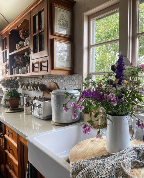 country kitchen, country home, cottage, cottage core, vintage, country living, eclectic, farmhouse, english home, country interiors There Are No Rules, Cottage Kitchens, No Rules, Cottage Interiors, Dream House Interior, Cottage Kitchen, Pretty House, Dream House Decor, Cottage Homes