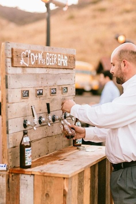 31 Impossibly Fun #Wedding Ideas to add a special touch to your special day #wedding #oneday Diy Beer Bar, Diy Beer, Deco Champetre, Creative Cocktail, Beer Bar, Wedding Bar, Wedding Wishes, Ranch Wedding, Wedding Food