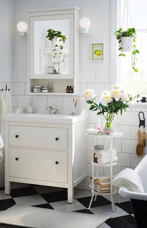 Finding a diamond in the rough at Ikea pretty much feels like winning the home decor lottery- so we spent a Saturday strolling the maze so you don’t have to. Here, the best Ikea finds for every room right now. Stile Joanna Gaines, Easy Bathroom Updates, Ikea Finds, Ikea Bathroom, Bad Inspiration, Ikea Hemnes, Shabby Chic Bathroom, Best Ikea, Chic Bathrooms