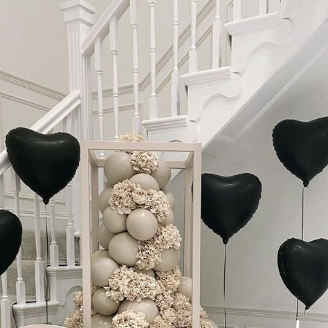 Black And Beige Party Decor, Black And Ivory Balloon Garland, Black And Beige Balloon Garland, Black Gold And Cream Balloon Garland, White Balloons Black Ribbon, Personalized Balloons, Balloon Installation, Black Balloons, Balloon Backdrop