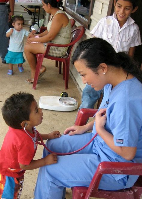 Nursing | ISL Online.....International Service Learning Trips. Can be done throughout my career! Medical Volunteer Aesthetic, Travel Nurse Aesthetic, Geriatric Nurse, Medical Mission Trip, Nursing Goals, Nursing Motivation, Child Nursing, Nursing Life, Nursing School Motivation