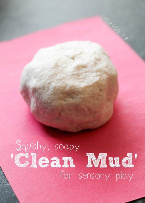 squishy, soapy, clean mud - fun playdough for kids' sensory play Mud Recipe, Easy Playdough Recipe, Sensory Dough, Diy Sensory, Homemade Paint, Cloud Dough, Playdough Recipe, Home Schooling, Messy Play