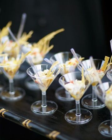 Love these fancy bites served up in mini martini glasses Martini Glass Appetizers, Glass Appetizers, Snapper Ceviche, Buffet Recipes, Jicama Salad, Pink Shrimp, Wedding Outdoors, Wedding Food Drink, Event Menu