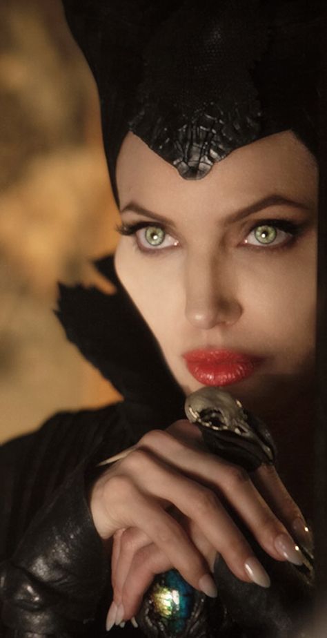 Angelina Jolie Maleficent, Angelina Jolie, Disney, Green, Hair, Black