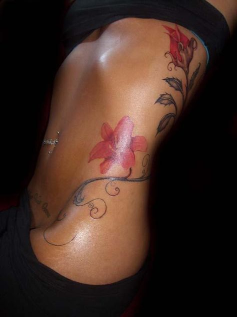 Another pretty flower tat Red Flower Tattoos For Women, Back Tattoo Women Aesthetic, Duality Tattoo, Front Tattoo, Rib Tattoo Ideas, Flower Tat, Pretty Hand Tattoos, Tasteful Tattoos, Spine Tattoos For Women