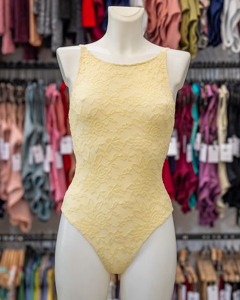 It’s all about yellow 💛 Check out our new yellow leotards, now available on our website 😍 1) Straw yellow spaghetti straps leotard MP698 2) Yellow lace tank leotard MP756 Find already matching straw yellow and yellow skirts and trash bag pants on our website 💛 #ballet #leotard #leotards #balletwear #balletphotography #balletworld #balletpost #balletlove #balletlovers #balletbody #dancewear #balletleotards #worldwideballet Trash Bag Pants, Yellow Skirts, Ballet Body, Ballet Wear, Bag Pants, Tank Leotard, Ballet Photography, Yellow Skirt, Leotards Ballet