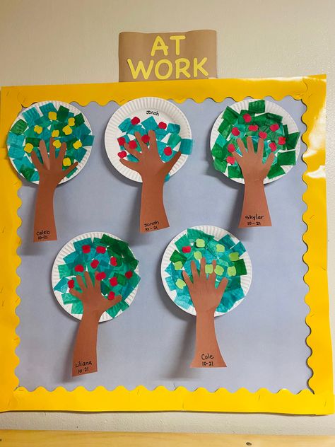 Tree In The Classroom Ideas, Tree Related Activities Preschool, Alphabet Tree Craft, Preschool Trees Activities, Trees Eyfs Activities, Prek Tree Crafts, Tree Crafts Kindergarten, Tree Art Crafts For Preschoolers, Spring Tree Preschool Craft