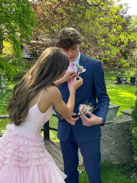 Prom Dress And Tux Combo, Hoco Couple Outfits Pink, Suit To Match Pink Dress, Prom Matching Couples Outfits Pink, Pink Dress Couple Outfit, Light Pink Hoco Couple, Homecoming Dates Matching, Pink Homecoming Couple, Pink Hoco Couple