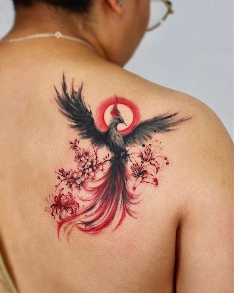 Phoenix Wings Tattoo, Phoenix Back Tattoo, Tato Phoenix, Rising Phoenix Tattoo, Phoenix Tattoo Feminine, Small Phoenix Tattoos, Phoenix Bird Tattoos, Blade Tattoo, Phönix Tattoo