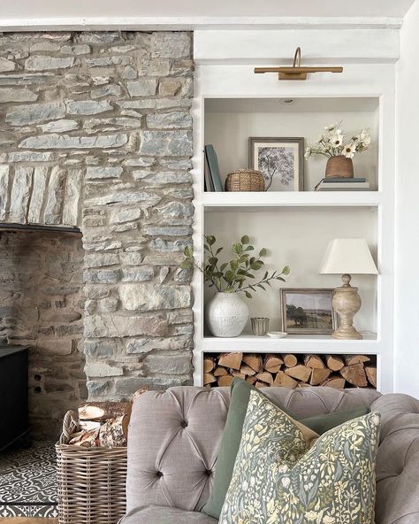 Dominique | Cwmrhys Cottage (@cottagerenovationcwmrhys) | Instagram Cwmrhys Cottage, Cottage Tour, Have A Wonderful Evening, Dining Room Library, British Homes, Farmhouse Interior Design, Cottage Renovation, Modern Rustic Decor, Country Interior