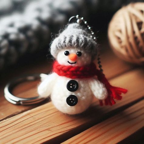 Crochet Snowman Keychain Pattern Crochet Snowman Keychain, Crochet Mini Snowman, Small Crochet Snowman, Crochet Keychain Christmas, Crochet Christmas Keychain Pattern Free, Crochet Snowman Ornament, Christmas Keychain Crochet, Mini Snowman Crochet, Crochet Christmas Keychain